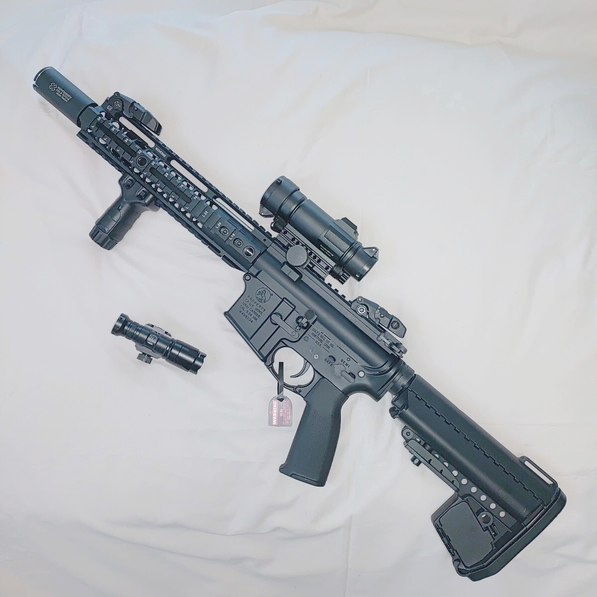 東京マルイ 次世代電動ガン M4 CQB-R NOVESKEタイプ ハンドガード