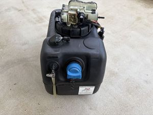 三菱 ふそう キャンター ワイド アドブルータンク 尿素水タンク H24年