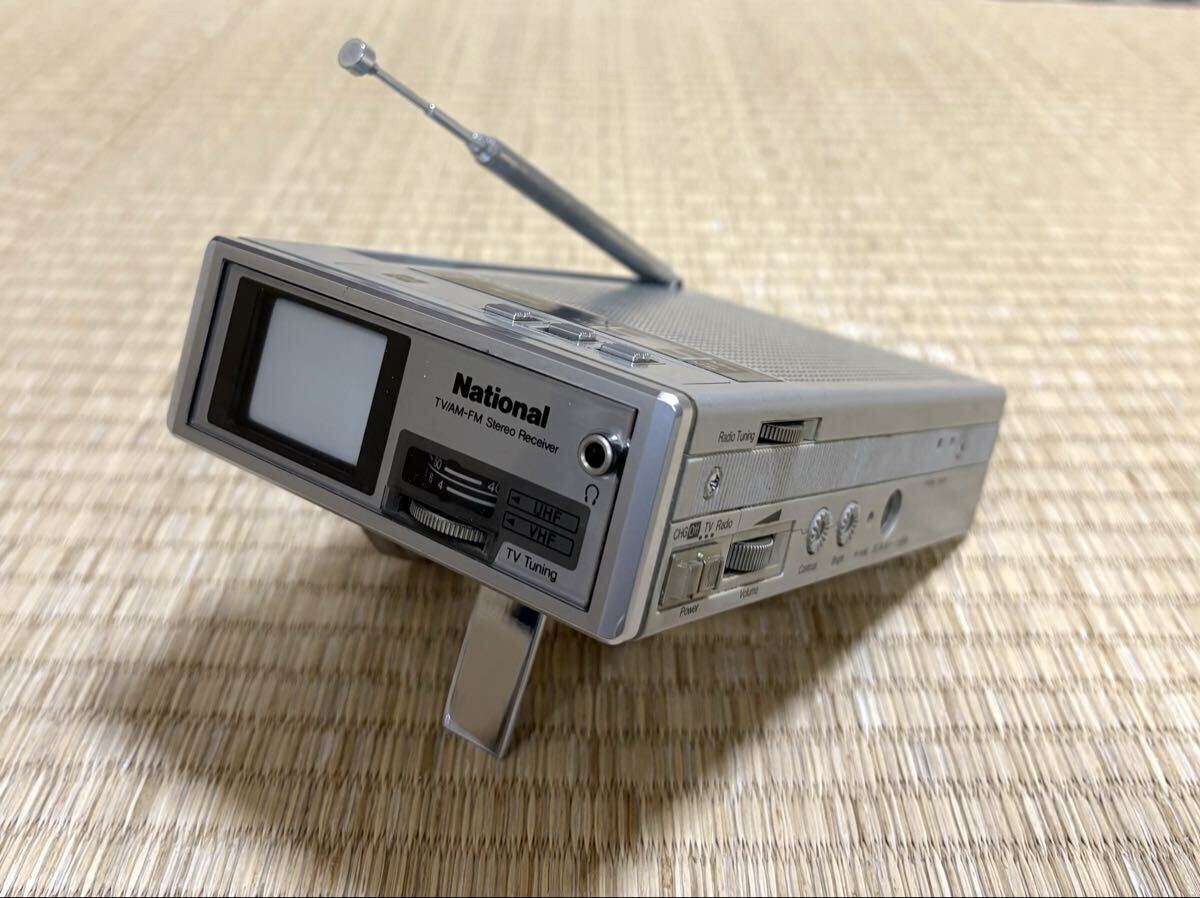 希少 当時物【1982年製/ナショナル TR-1020 白黒テレビ付 AM/FM
