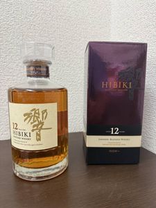 響 12年の平均価格は42,613円｜ウイスキーの価格相場・買取価格