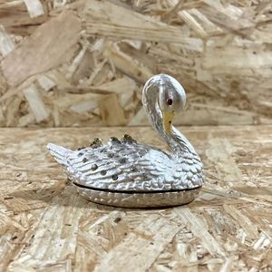白鳥置物の値段と価格推移は？｜19件の売買データから白鳥置物の価値が