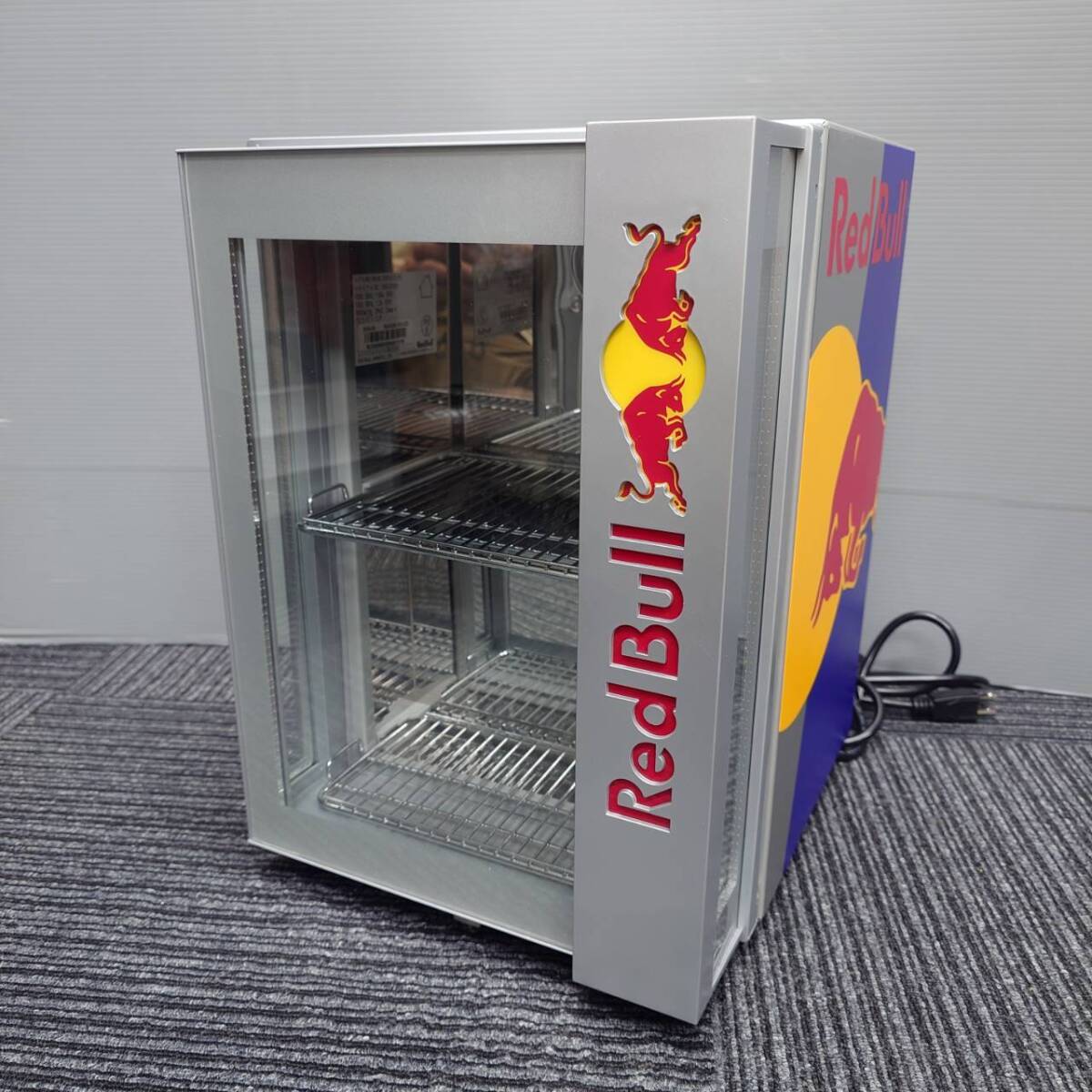 REDBULL 冷蔵庫の値段と価格推移は？｜8件の売買データからREDBULL