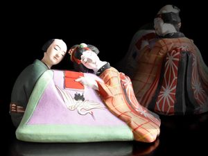 博多人形 春画の値段と価格推移は？｜3件の売買データから博多人形