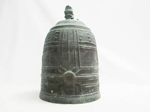 鐘 半鐘の値段と価格推移は？｜12件の売買データから鐘 半鐘の価値が