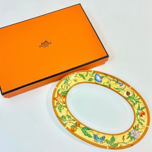 エルメス シエスタ プレートの値段と価格推移は？｜7件の売買データ