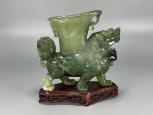 翡翠 香炉の値段と価格推移は？｜63件の売買データから翡翠 香炉の価値