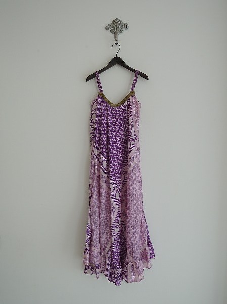 トゥモローランドtomorrowland Fil シルクマキシワンピース 0714 ワンピース 売買されたオークション情報 Yahooの商品情報をアーカイブ公開 オークファン Aucfan Com