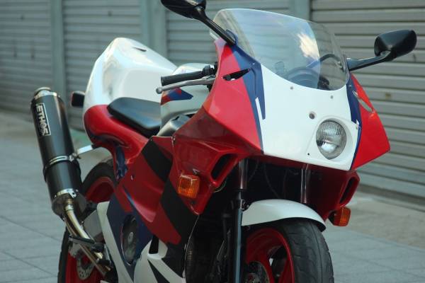 cbr250rr mc22 片目　KYOSUKE ☆CBR250RR 片目耐久アッパカウル ETHOSサイレンサー☆(126cc-250cc