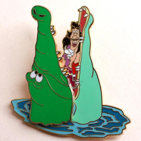 ピーターパン ワニに噛まれた フック船長 ピンバッジ 台紙付 ピーターパン 売買されたオークション情報 Yahooの商品情報をアーカイブ公開 オークファン Aucfan Com