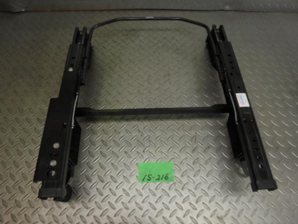 RECARO レカロ BL5 BP5 レガシィ 底止め シートレール 右側 GH
