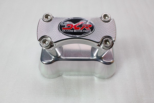 ☆マジェスティ125/FI DCR製 ハンドルポストKIT☆ 新品♪(ヤマハ用 