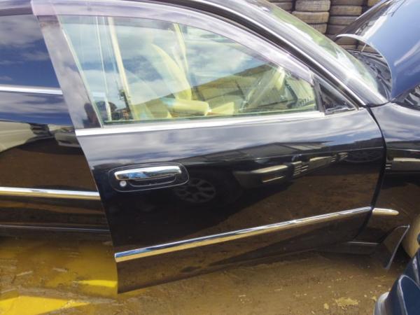 シーマ　ＴＡ-ＧＦ５０　右フロントドア　92107