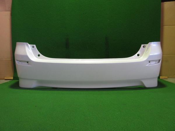 ウィッシュ ZGE20/ZGE25 後期 純正 リアバンパー 白 52159-68080