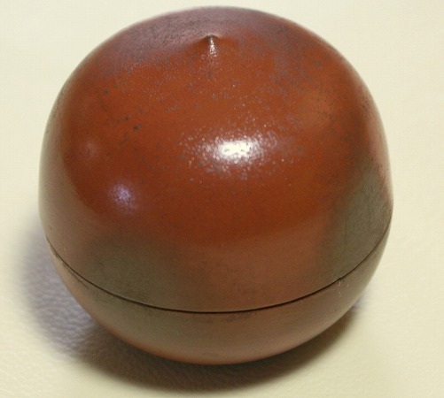 Kコレクション！備前焼　盃と盃台の一体型