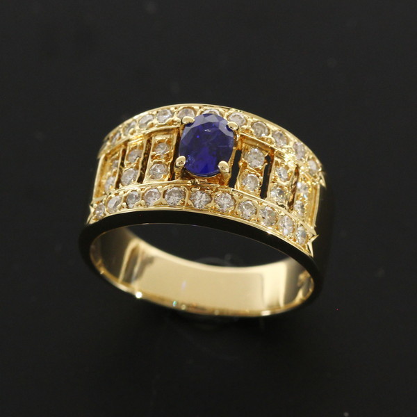 【送料無料】 K18WG デザインリング 研磨済