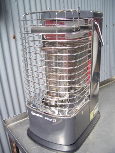 ★イワタニホースノン カセット式ガスストーブ カセット暖 CB-5