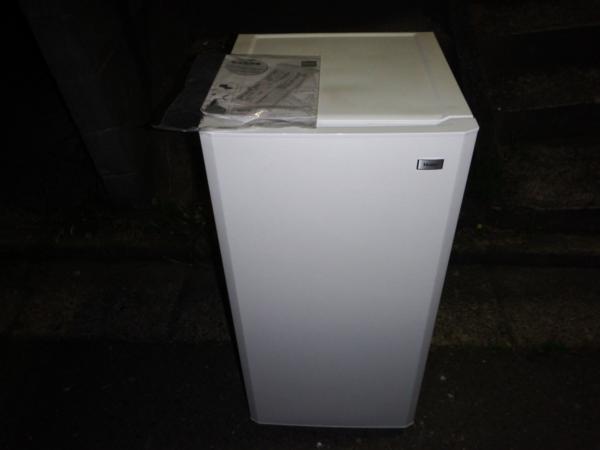 Haier 冷凍庫 100L JF-NU100E 動作品 ハイアール JF-NU100E 価格比較