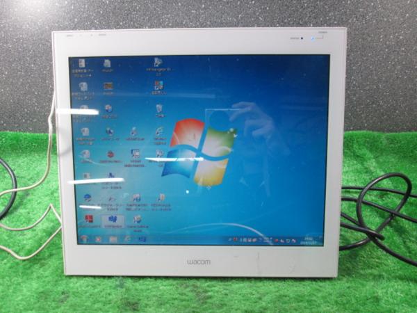 WACOM XGA対応15型液晶ペンタブレット DTI-520 映り良好