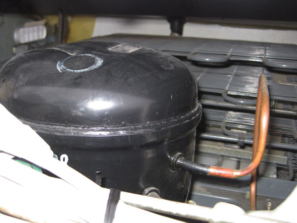 専用サンヨー　SANYO 冷蔵ショーケース　SMR-U60 サンヨーSANYO冷蔵ショーケースSMR-U60キリン125L瓶ビールKIRIN