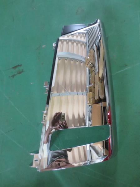 【純正】ふそう　新型ファイター　左メッキコーナーパネル　
