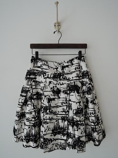 アドーア ADORE *総柄タックフレアスカート38 *リンネル0715