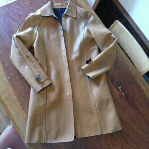 ☆Lois CRAYON キャメル牛革コートコート☆