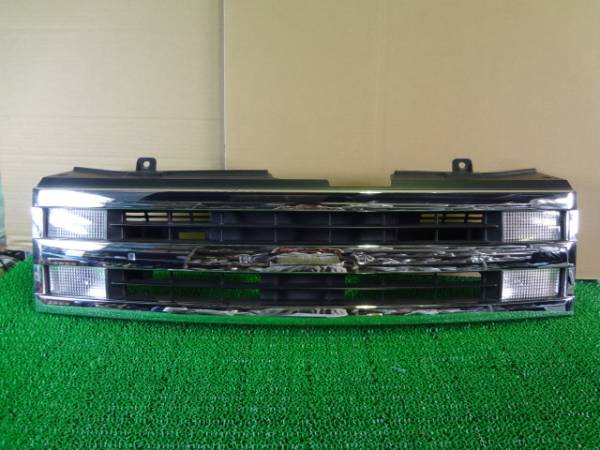 キューブBZ11　フロントグリル　304-09146