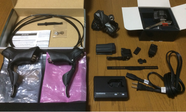 電動アルテグラDi2 6770セットST FD RD SM-EW90B JC41バッテリー