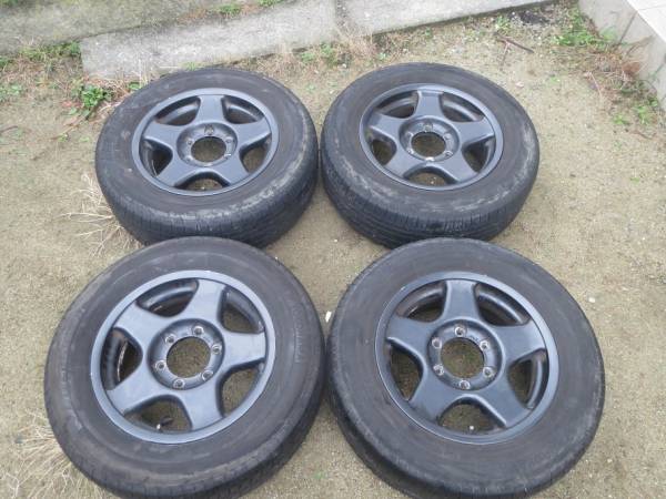 ブラッドレーＶ＆ＲＶ０１　１６インチアルミタイヤセット　愛知