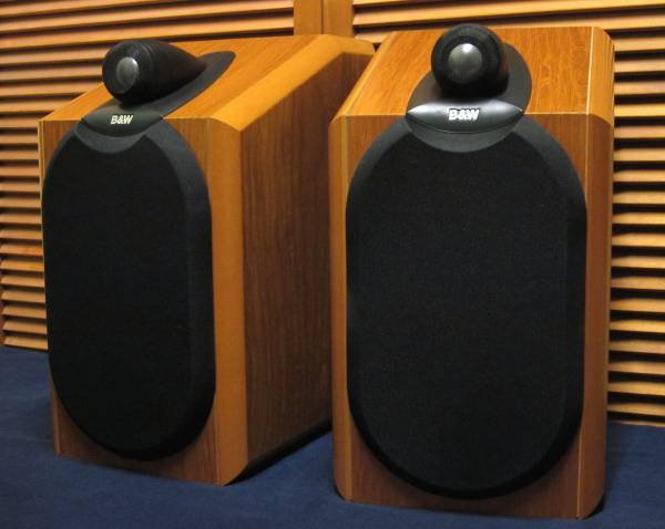 B&W ブックシェルフ型スピーカー (2)