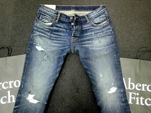 本物保証A&Fアバクロ【W34xL32】DestroyedSkinnyジーンズ