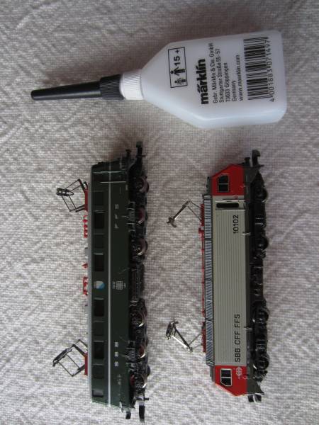 Marklin メルクリン mini-club Zゲージ 8823と8850オイル付