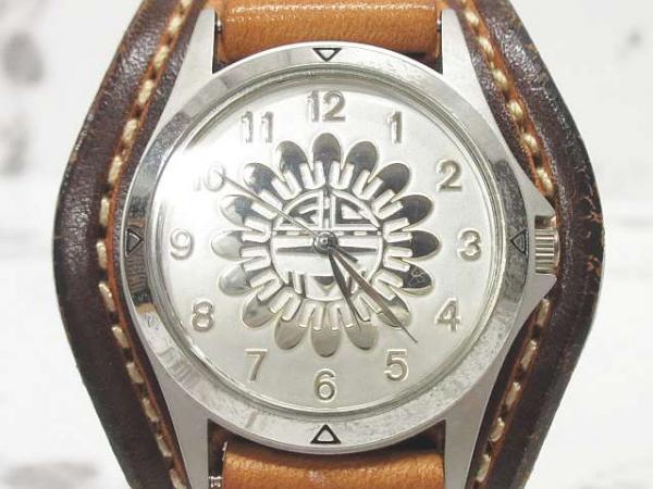 ケイシーズ Kc's 腕時計 クォーツ レザー ブレスレット コンチョ