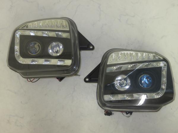 JB23Wジムニー用JUNYAN LED付プロジェクターヘッドライト中古品