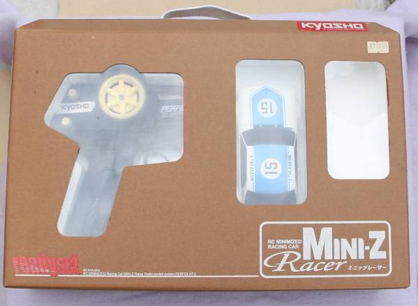 京商　1/24　ミニッツレーサー　スカイラインGT-R