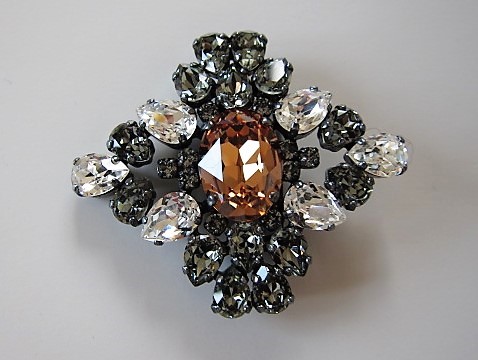 フォクシ― 新品同様 クリアブロンズブローチ FOXEYBOUTIQUEフォクシー