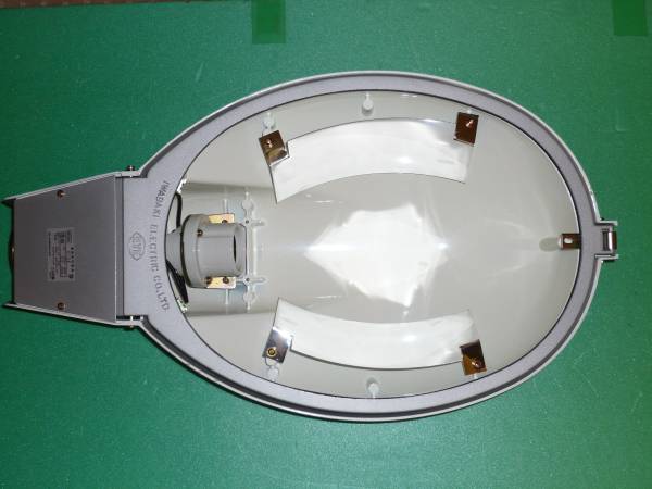 ◇岩崎電気 道路照明器具 H738 | 岩崎電気 レディオック (ハイウェイ灯