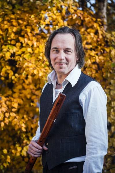 12/19土 ヨーラン・モンソン・バンド中央最前列 滋賀びわ湖北欧_3