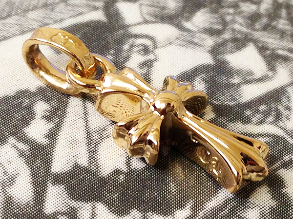 クロムハーツ ベビー ファット クロス 22K パヴェダイヤ 極美品