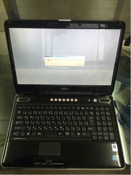 富士通 FMV-BIBLO NF/D70 濃紫