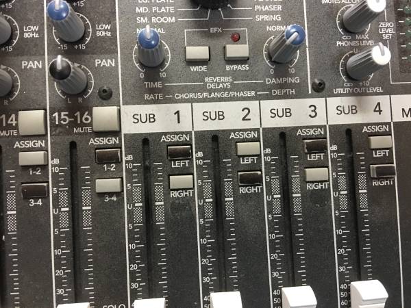 MACKIE CFX16MKII 16chミキサー ご覧頂きありがとうございます 【公式