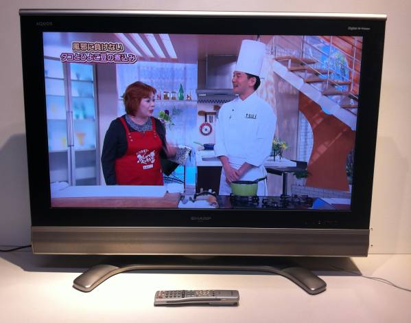 RC◆シャープ AQUOS 37型液晶カラーテレビ LC-37BE1W 06年製