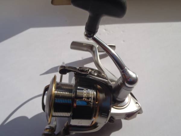 ダイワ　イグジスト2500　エギングのみ使用（美品）