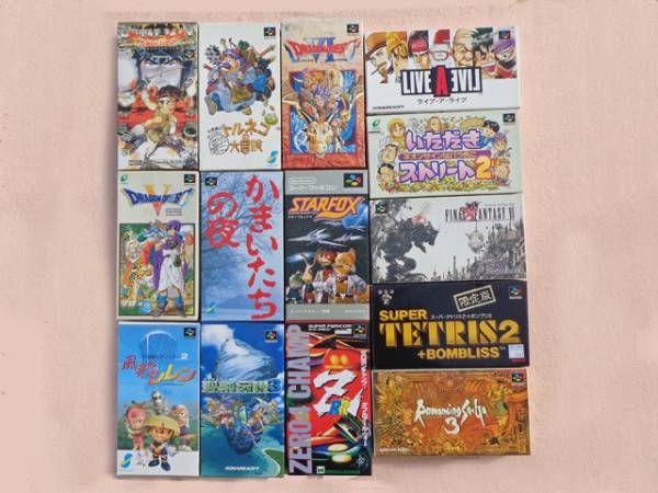 スーパーファミコンソフトの外箱のみ14箱　半数は取扱説明書付き