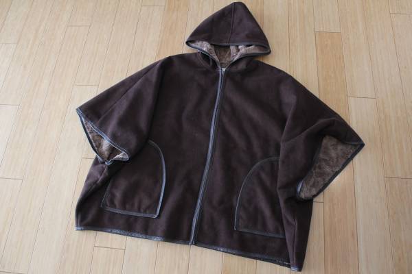 αA アルファーエー○美品！フード付きざっくりポンチョコート