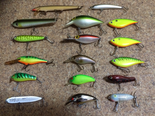 送料無料　ZEAL他　BASS用ルアー１７点＋ワーム、フックetc