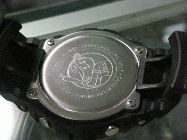 カープ　G-Shock時計　2010年limited edition 新品同様