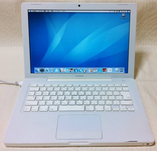 Apple MacBook A1181 2GHz Core2Duo 1GB 80GB OS 10.4.8