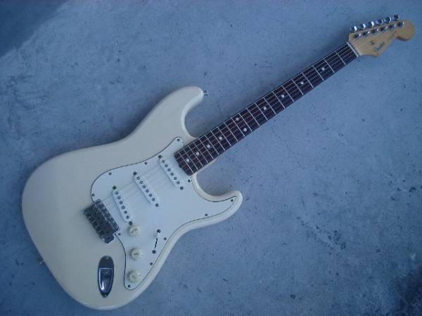 Fender Japan フェンダージャパン ストラトキャスター フェンダー - O