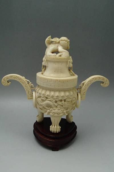 ナ*ラ様 時代物根付置物提げ物縁起物 漁師人物彫刻 ナ*ラ様 時代物根付